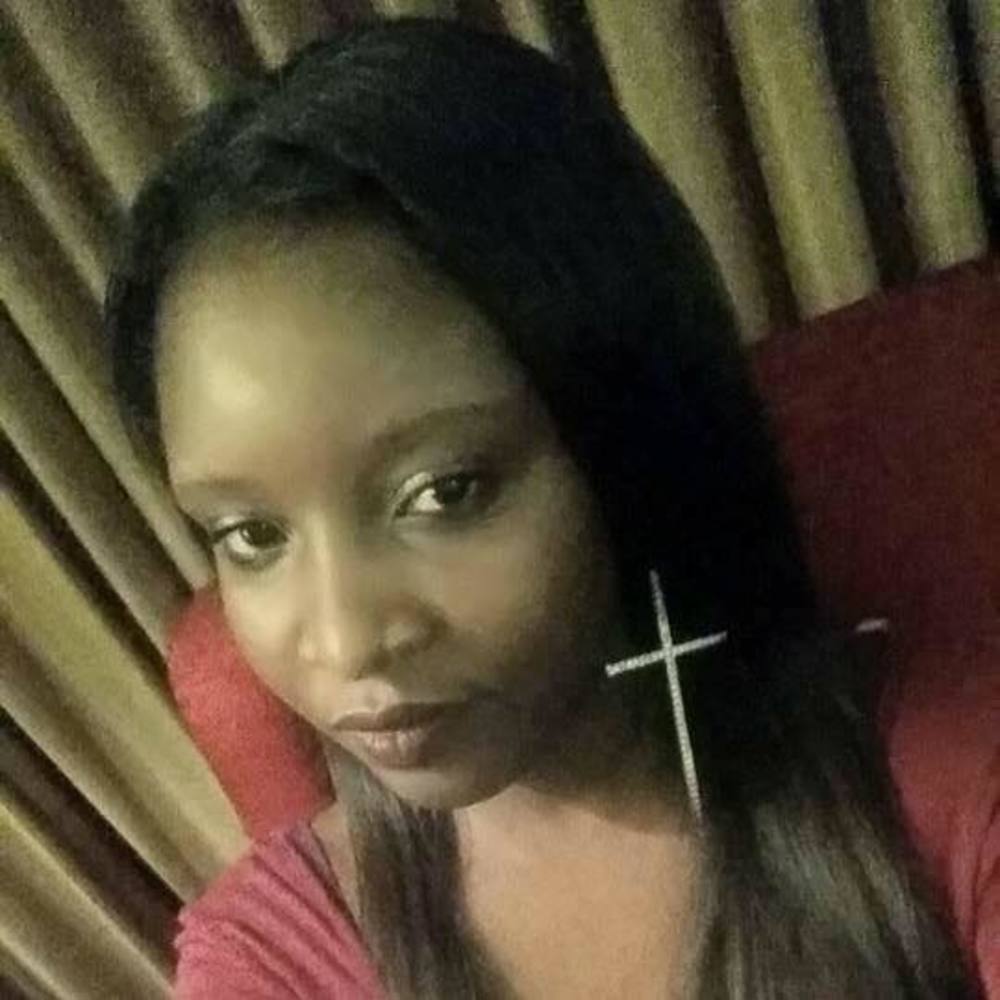 Meet your Posher, Sharrie
